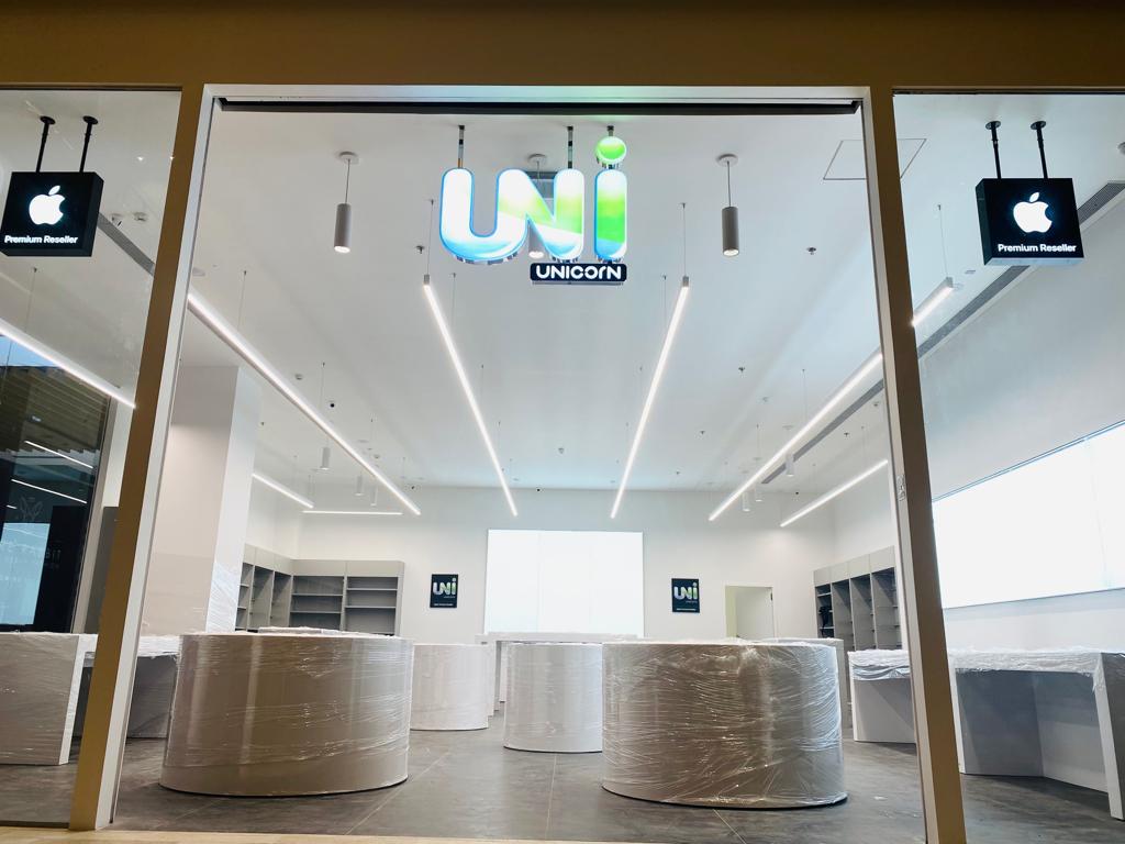 Unicorn Apple Reseller Modern Retail Showroom